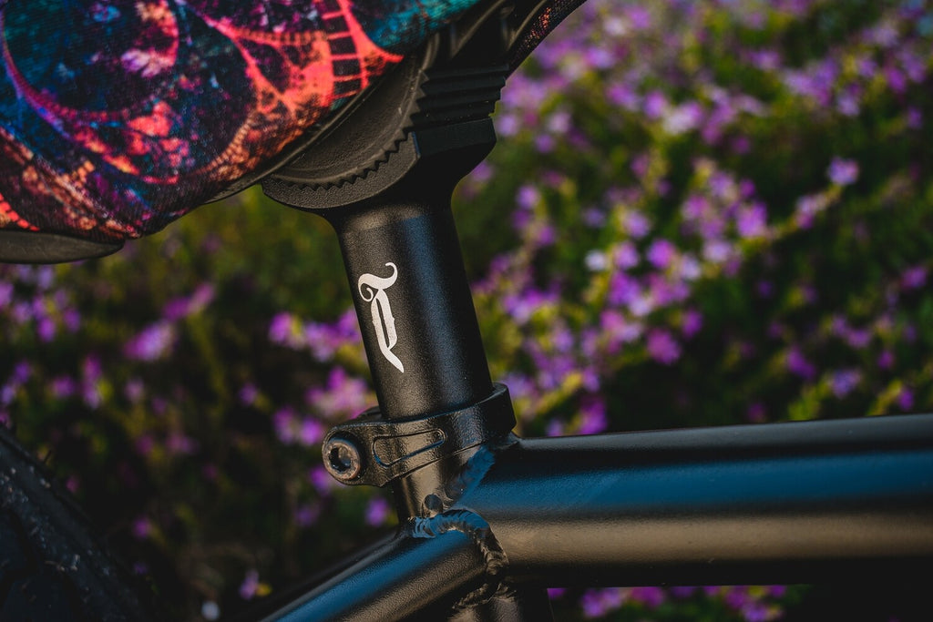 Tempered Pivotal "T" Logo Seat Post 200mm