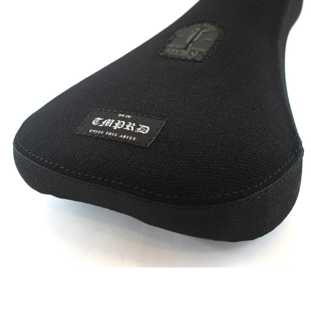 Tempered Black Label Pivotal Seat